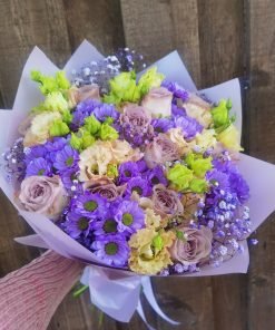 Gėlių puokštė " Violetinė pasaka "